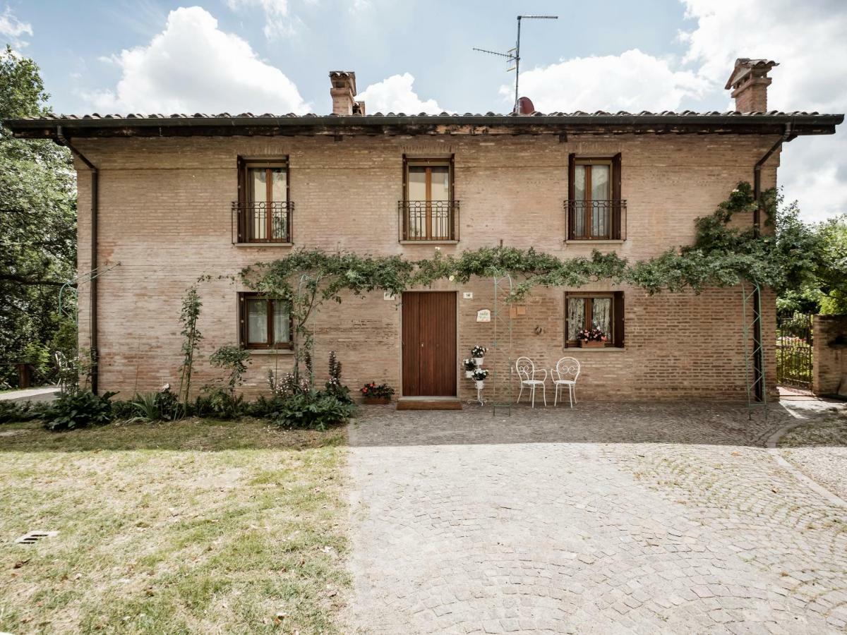 Апартаменти Accademia Al Colle Болонья Екстер'єр фото